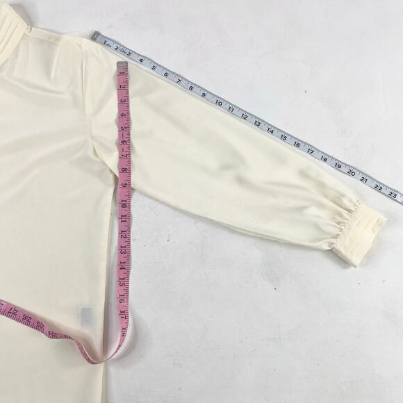 Vintage Talbots Cream Drapey Mandarin Band Collar Blouse Sz Medium - Picture 5 of 7